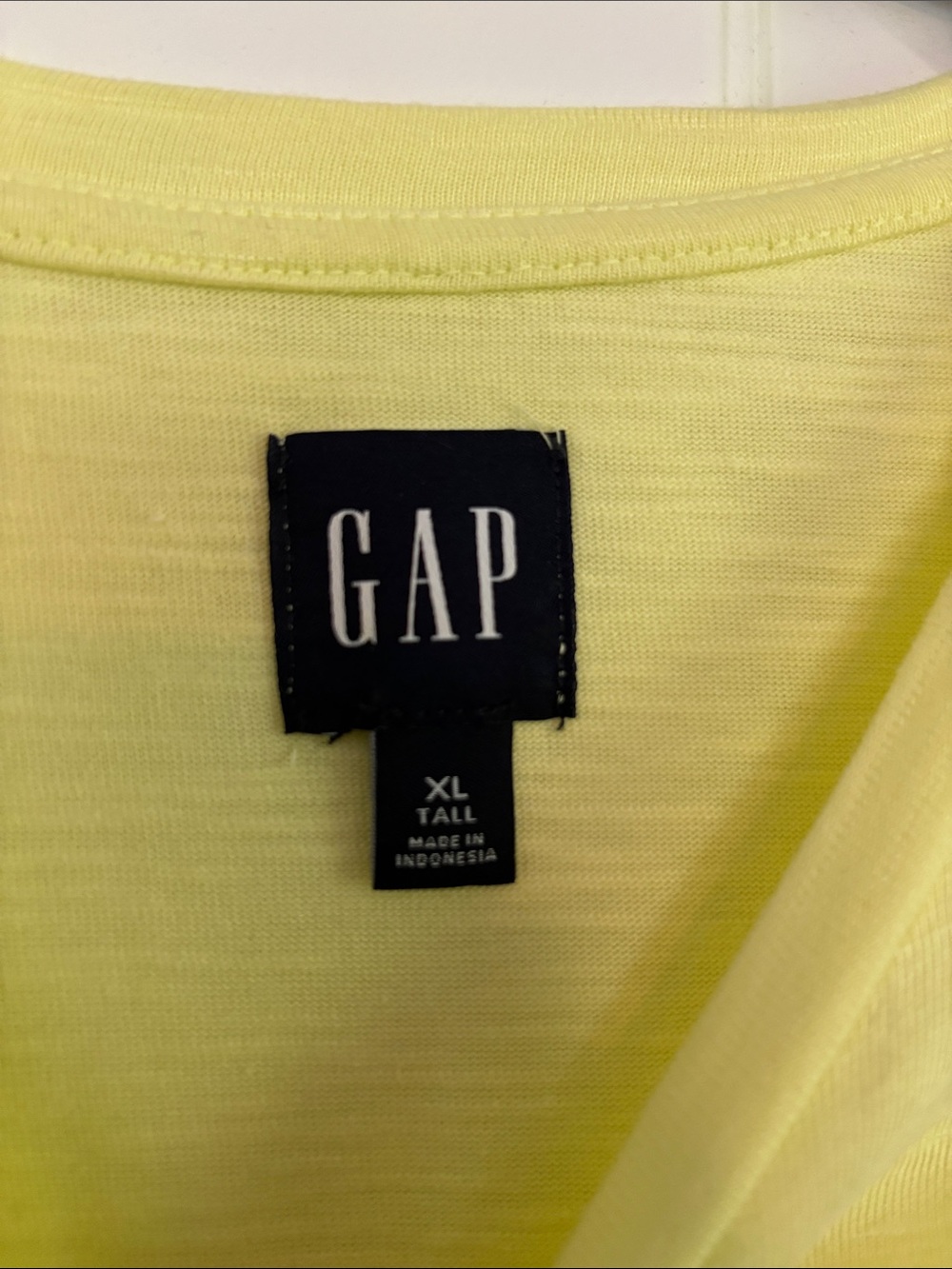 GAP Soft Lemon Yellow Cotton Top - Picture 2 of 2
